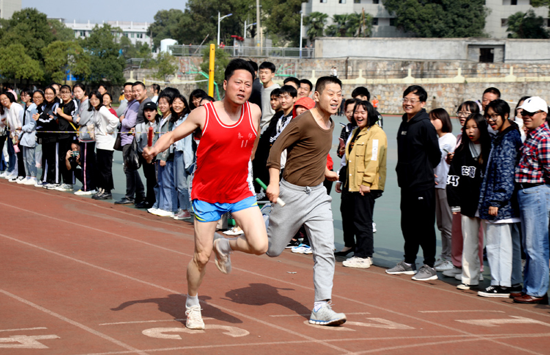 衡陽幼高專舉辦2020年田徑運(yùn)動(dòng)會