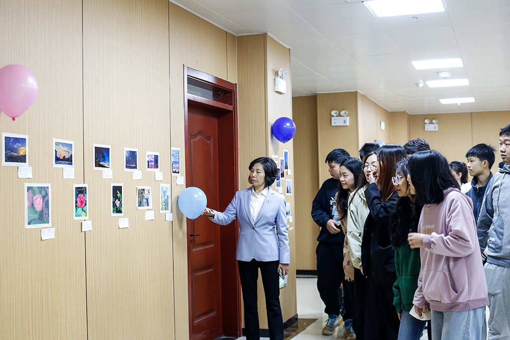 衡陽幼兒師專舉辦“以書敘情義，以畫見遠(yuǎn)方”藝術(shù)展